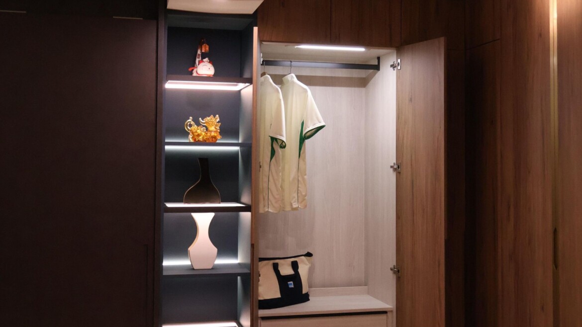 Elevate Your Storage with Aeric Kitchen and Furniture’s Luxurious Wardrobe