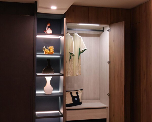 Elevate Your Storage with Aeric Kitchen and Furniture’s Luxurious Wardrobe